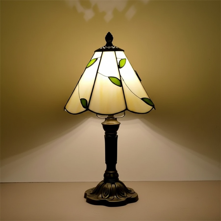 Luminária de Mesa LED Inspirada no Barroco Retrô